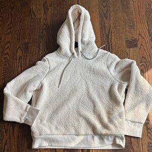 Athleta Ivory Tugga Sherpa Hoodie (SIZe XL